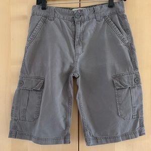 Levi’s boy’s gray cargo shorts 16R